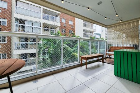 Apartamento à venda com 72m², 2 quartos e 1 vagaVaranda 