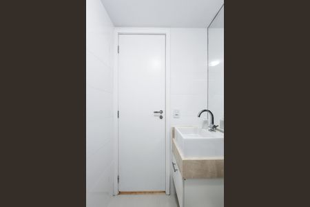 Apartamento à venda com 72m², 2 quartos e 1 vagaBanheiro Social 