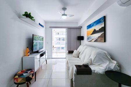 Apartamento à venda com 72m², 2 quartos e 1 vagaSala 