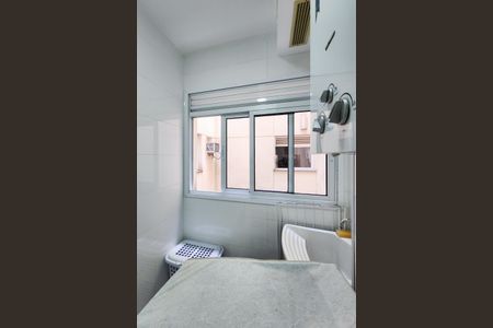 Apartamento à venda com 72m², 2 quartos e 1 vagaÁrea de Serviço 