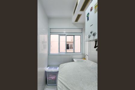 Apartamento à venda com 72m², 2 quartos e 1 vagaÁrea de Serviço 