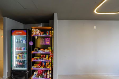 Studio à venda com 24m², 1 quarto e sem vaga Studio à venda com 24m², 1 quarto e sem vaga Área Comum - Mercado