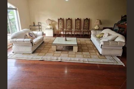Apartamento para alugar com 3 quartos, 211m² em Vila Morumbi, São Paulo