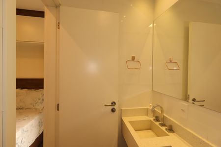 Apartamento à venda com 117m², 3 quartos e 2 vagasBanheiro da Suíte