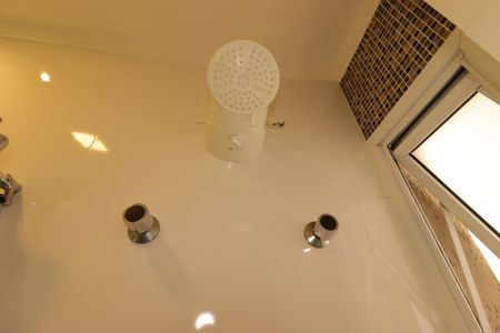 Apartamento à venda com 117m², 3 quartos e 2 vagasBanheiro da Suíte - Chuveiro