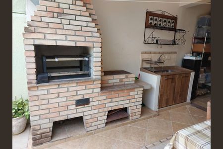Foto 22 de casa à venda com 3 quartos, 260m² em Jardim das Vertentes, São Paulo