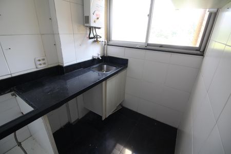 Apartamento à venda com 57m², 3 quartos e 1 vagaÁrea de Serviço