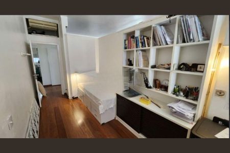 Apartamento para alugar com 3 quartos, 156m² em Cerqueira César, São Paulo
