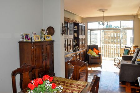 Apartamento para alugar com 85m², 2 quartos e sem vaga Apartamento para alugar com 85m², 2 quartos e sem vagaSala