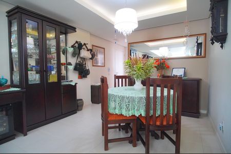 Apartamento à venda com 120m², 3 quartos e 1 vagasala de jantar 