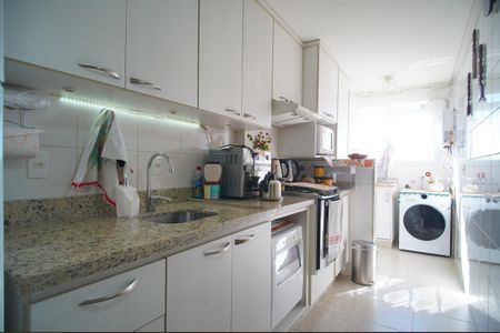 Apartamento à venda com 120m², 3 quartos e 1 vagaCozinha