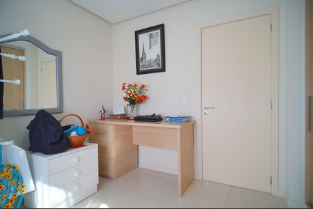 Apartamento à venda com 120m², 3 quartos e 1 vagaQuarto 2