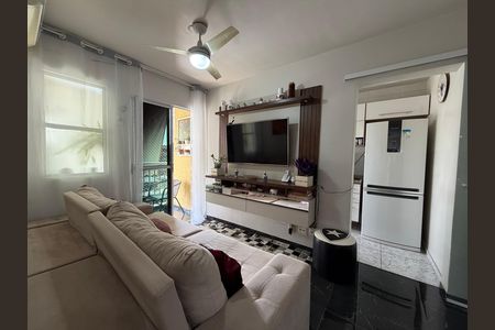 Apartamento à venda com 52m², 2 quartos e 1 vaga Apartamento à venda com 52m², 2 quartos e 1 vagaSala