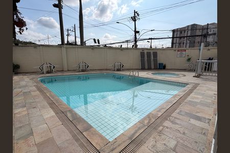 Apartamento à venda com 52m², 2 quartos e 1 vaga Apartamento à venda com 52m², 2 quartos e 1 vagaÁrea comum - Piscina