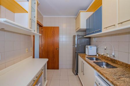 Apartamento para alugar com 87m², 3 quartos e 2 vagasCozinha e Área de Serviço