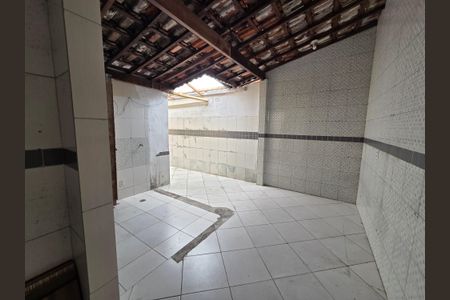 Casa para alugar com 175m², 3 quartos e 2 vagasQuintal