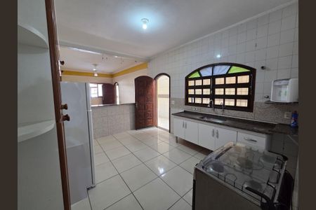 Casa para alugar com 175m², 3 quartos e 2 vagasCozinha