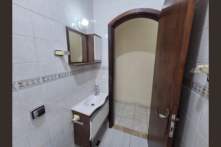 Casa para alugar com 175m², 3 quartos e 2 vagasBanheiro da Suíte 1