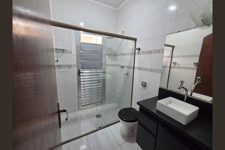 Casa para alugar com 175m², 3 quartos e 2 vagasBanheiro