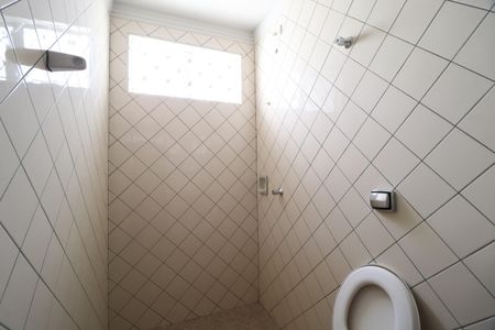 Apartamento para alugar com 110m², 3 quartos e 4 vagasBanheiro do Quarto 3