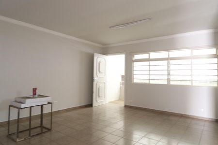 Sala de apartamento para alugar com 3 quartos, 110m² em Daniel Fonseca, Uberlândia