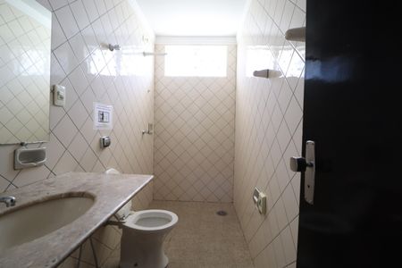 Apartamento para alugar com 110m², 3 quartos e 4 vagasBanheiro Social