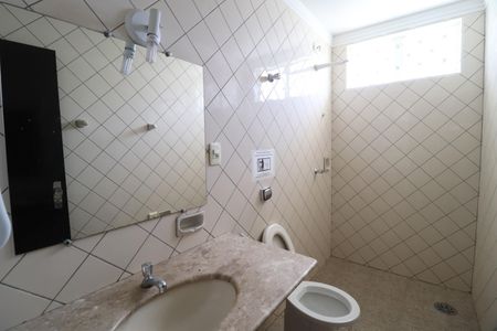 Apartamento para alugar com 110m², 3 quartos e 4 vagasBanheiro Social