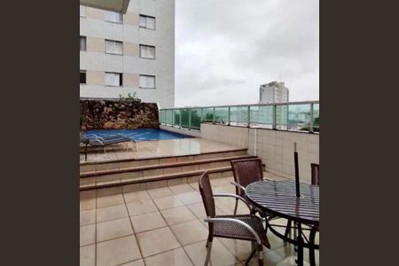 Apartamento para alugar com 230m², 4 quartos e 4 vagas