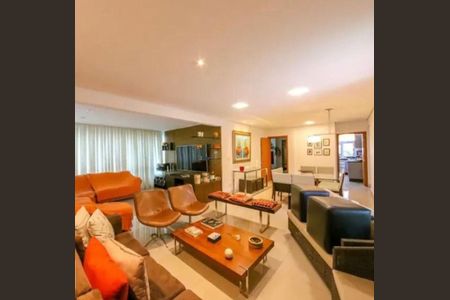 Apartamento para alugar com 230m², 4 quartos e 4 vagas