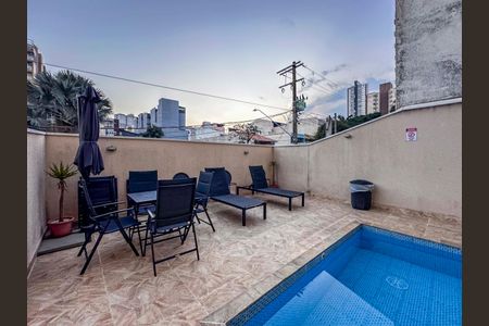 Apartamento à venda com 50m², 2 quartos e 2 vagas Apartamento à venda com 50m², 2 quartos e 2 vagasÁrea comum - Piscina