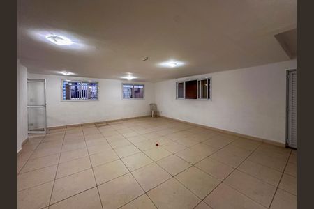 Apartamento à venda com 50m², 2 quartos e 2 vagas Apartamento à venda com 50m², 2 quartos e 2 vagasÁrea comum - Salão de festas