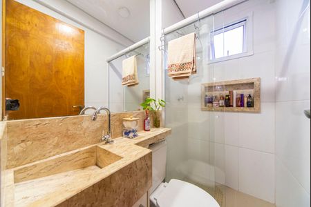 Banheiro  de apartamento à venda com 2 quartos, 50m² em Campestre, Santo André