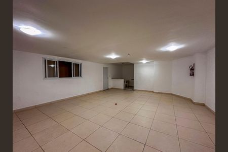 Apartamento à venda com 50m², 2 quartos e 2 vagas Apartamento à venda com 50m², 2 quartos e 2 vagasÁrea comum - Salão de festas