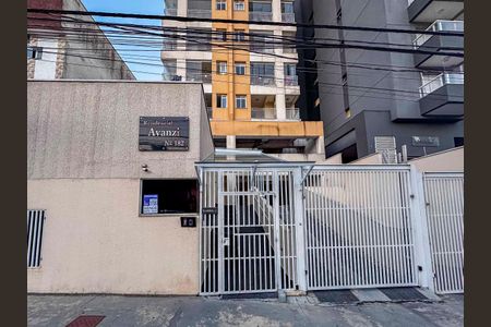 Apartamento à venda com 50m², 2 quartos e 2 vagas Apartamento à venda com 50m², 2 quartos e 2 vagasFachada