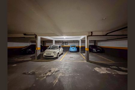 Apartamento à venda com 50m², 2 quartos e 2 vagas Apartamento à venda com 50m², 2 quartos e 2 vagasGaragem