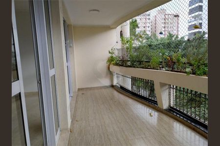 Apartamento à venda com 160m², 3 quartos e 3 vagas