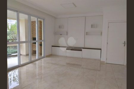 Apartamento à venda com 160m², 3 quartos e 3 vagas