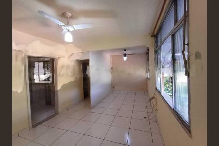 Apartamento à venda com 54m², 2 quartos e sem vaga