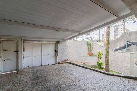 Garagem de casa à venda com 3 quartos, 350m² em Vila Galvão, Guarulhos