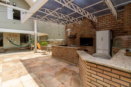 Quintal de casa à venda com 3 quartos, 350m² em Vila Galvão, Guarulhos