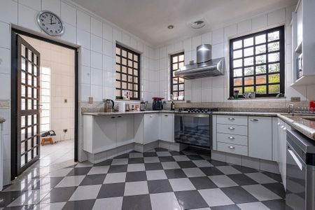 Cozinha de casa à venda com 5 quartos, 590m² em Vila Madalena, São Paulo