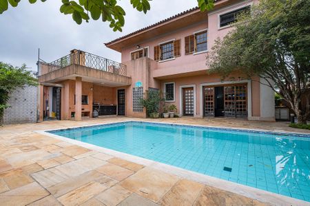 Quintal de casa à venda com 5 quartos, 590m² em Vila Madalena, São Paulo