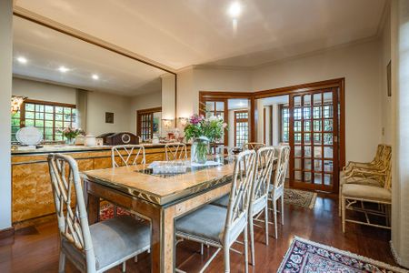 Sala de casa à venda com 5 quartos, 590m² em Vila Madalena, São Paulo