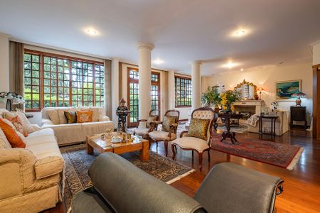 Sala de casa à venda com 5 quartos, 590m² em Vila Madalena, São Paulo