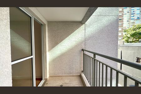 Studio para alugar com 31m², 1 quarto e sem vagaVaranda