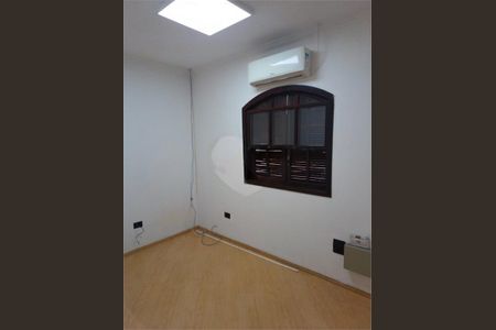 Casa à venda com 3 quartos, 192m² em Jardim Santa Monica, São Paulo