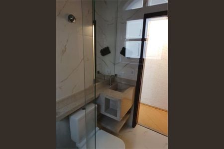 Casa à venda com 3 quartos, 192m² em Jardim Santa Monica, São Paulo