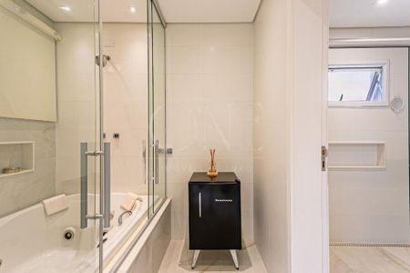 Casa à venda com 577m², 4 quartos e 6 vagas
