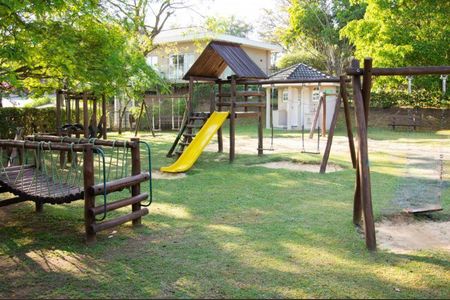 Casa à venda com 577m², 4 quartos e 6 vagas