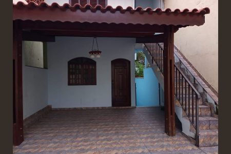 Casa à venda com 160m², 3 quartos e 5 vagasÁrea Externa